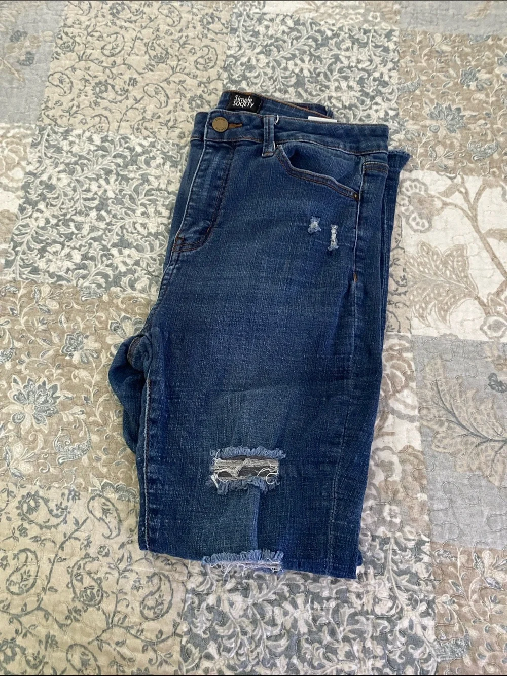 Women’s Skinny Distressed Dark Blue Jeans